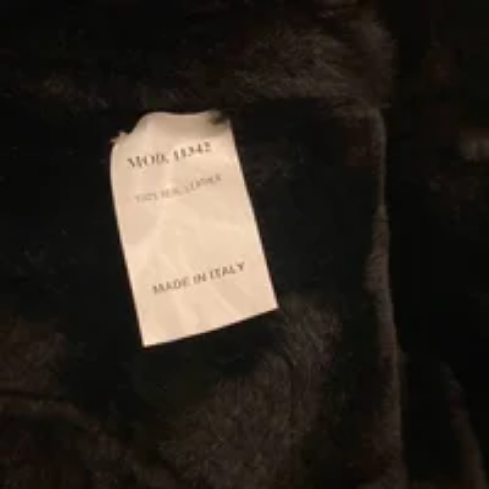 Coat - Picture 4 of 4